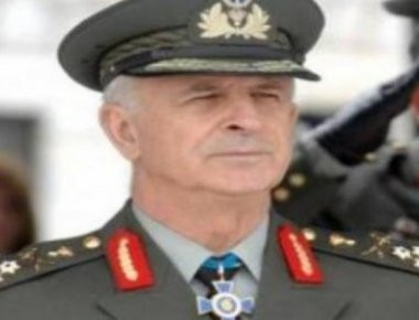 Στρατηγός Κ.Ζιαζιάς προς πολιτικούς: «Ντροπή σας, πως κυκλοφορείτε στη κοινωνία»